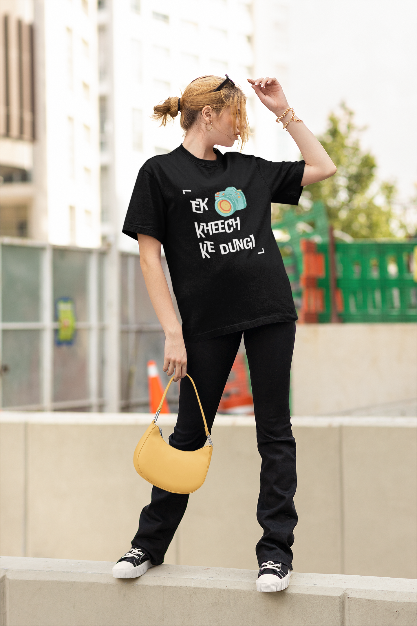 Black Photo Kheech Ke Dungi Female Oversized T-Shirt